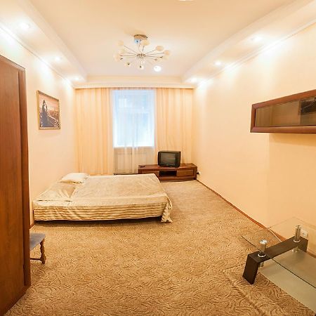 Апартаменти Вул Кониського 5 На 6 Осіб Біля Медичного Університету Lemberg Exterior foto