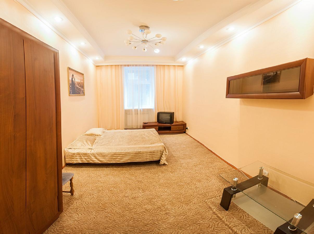 Апартаменти Вул Кониського 5 На 6 Осіб Біля Медичного Університету Lemberg Exterior foto